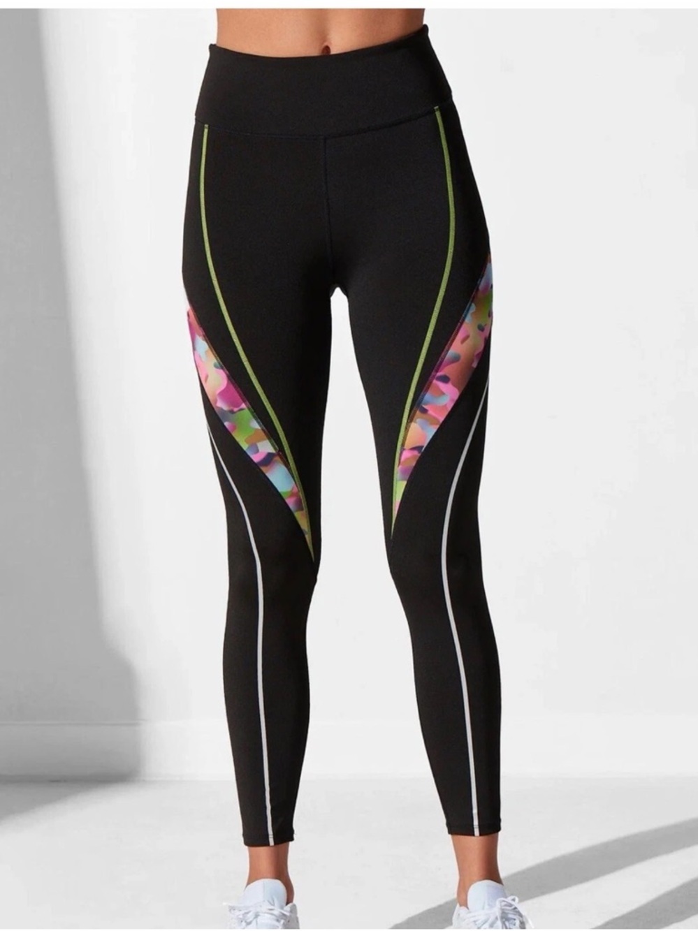 Noli Yoga Bond Legging in Prism Camo size medium